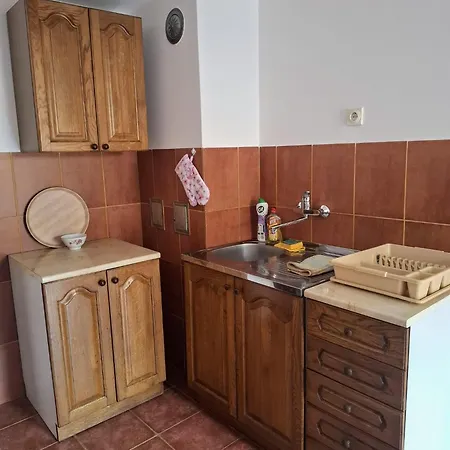 Well アパート ヴラニェ